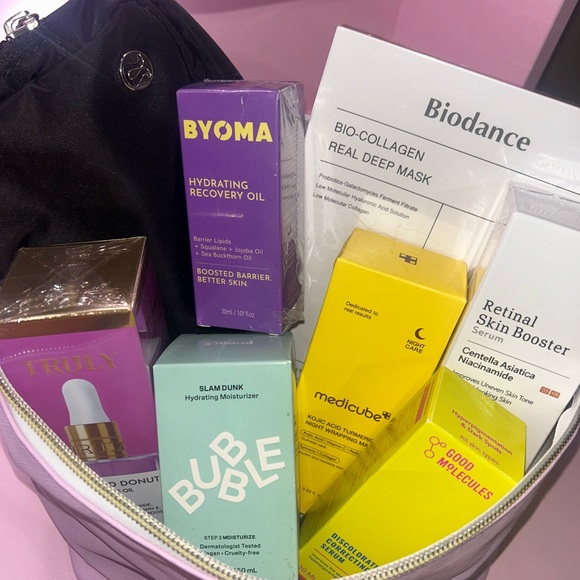 9 pieces! Skincare Set and Lulu crossbody bundle - Picture 5 of 5